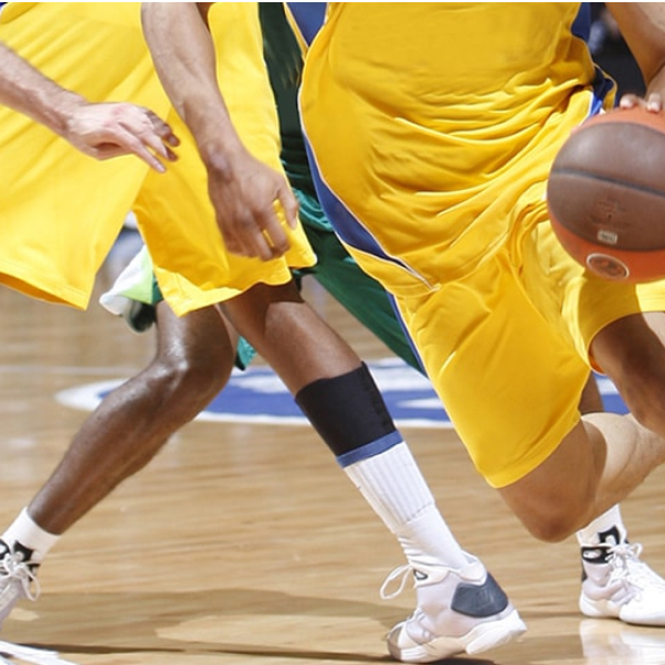 スポーツをやっている画像